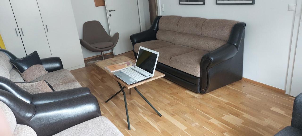 Schone Wohnung Mit Balkon Vienna Exterior photo
