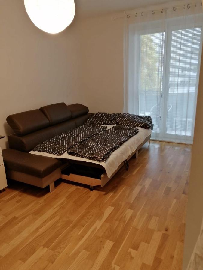 Schone Wohnung Mit Balkon Vienna Exterior photo
